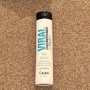 Viral turquoise hair color conditioner